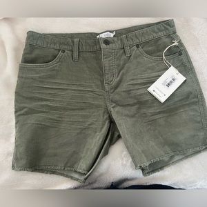 Carve Oahu 6” shorts.  Color Moss.  Size 8.  New with Tags.